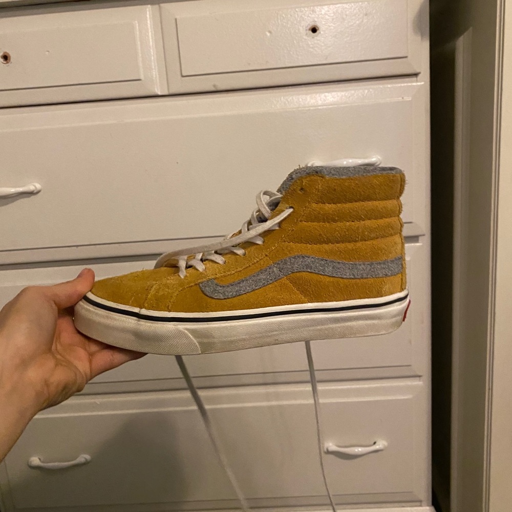 Vans - Picture 4 of 5